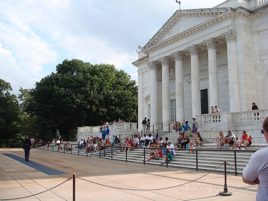 Washington DC [2009 July 02] 065.JPG - Scenes from Arlington National Cemetery.